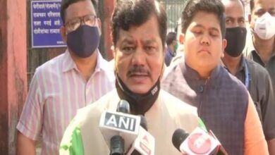 bjp-pravin-darekar-mocks-shivsena-rahul-shevale-on-water-logging-in-mumbai-news-update