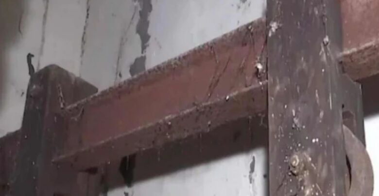आश्चर्यकारक! दिल्लीत आढळली ब्रिटिशकालीन फाशी देण्याची खोली